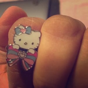 Hello Kitty ring